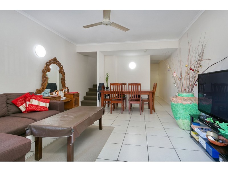 2/43 McCormack Street, Manunda QLD 4870