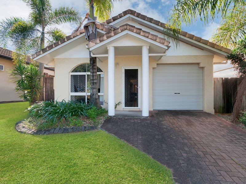 16 Silky Oak Court, Mooroobool QLD 4870