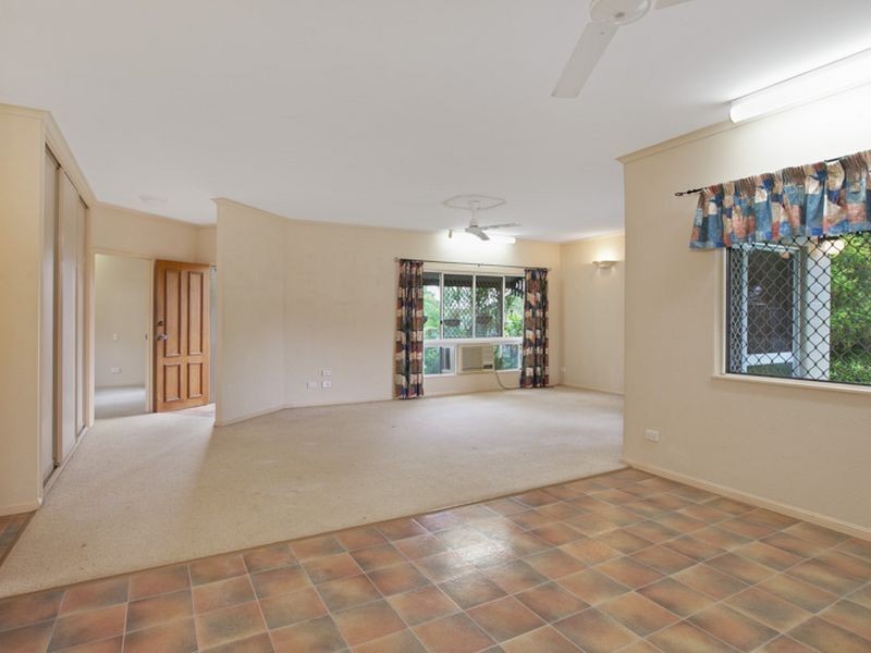 21 Hay Street, Mount Sheridan QLD 4868