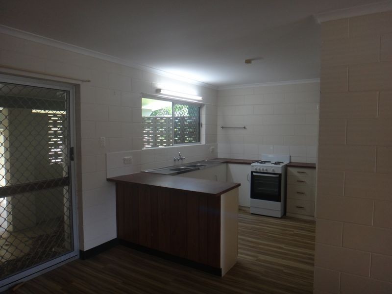 1/8 Nunga Close, Manunda QLD 4870