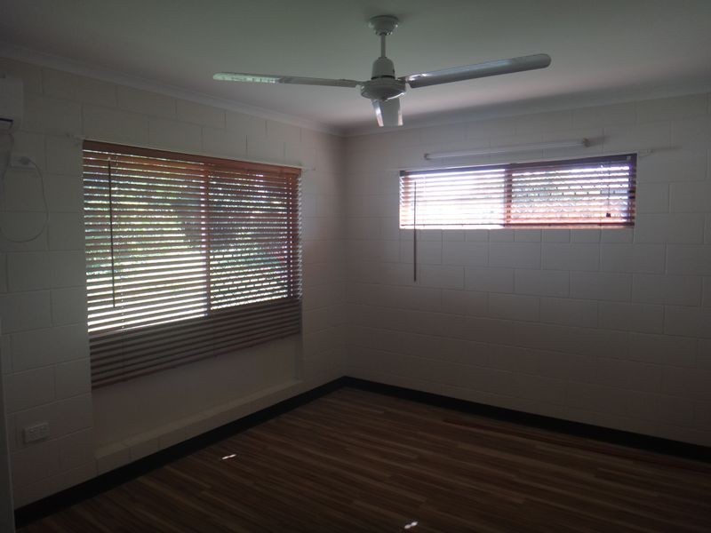 1/8 Nunga Close, Manunda QLD 4870