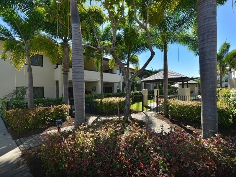 12/10-12 Oyster Court, Trinity Beach QLD 4879