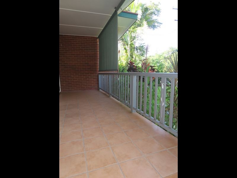 128 Upper Richardson Street, Whitfield QLD 4870