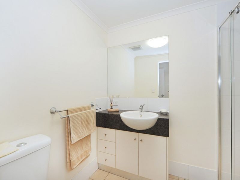 50/1-13 Ernest Street, Redlynch QLD 4870