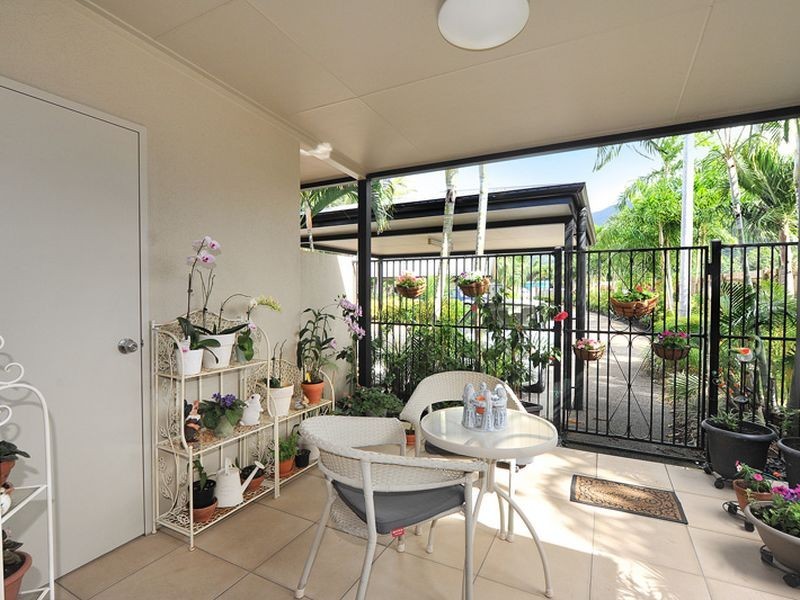 50/1-13 Ernest Street, Redlynch QLD 4870