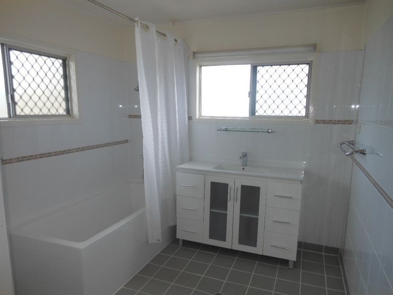 1 Torrance, Edge Hill QLD 4870