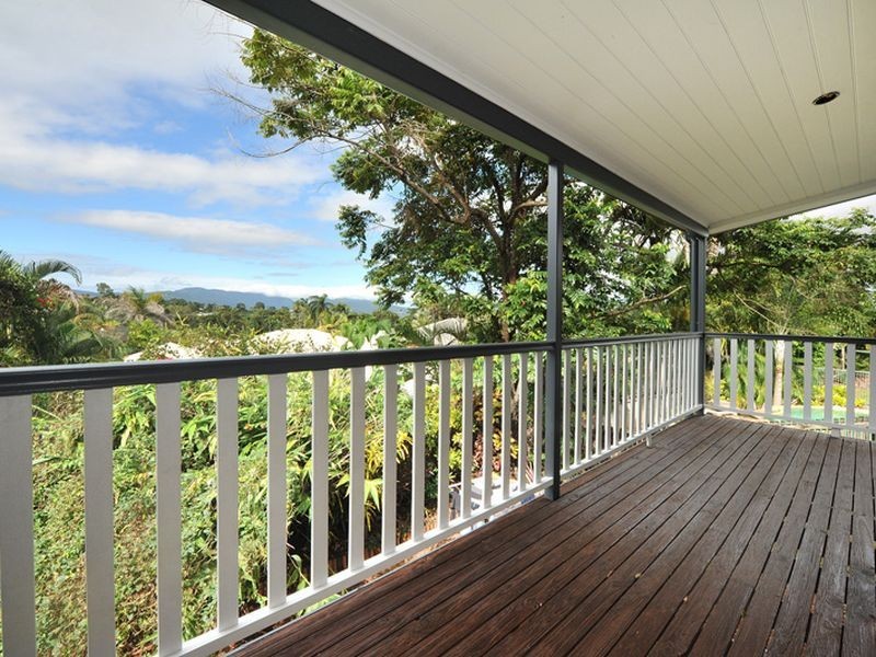 7 Torazzi Place (City View), Mooroobool QLD 4870