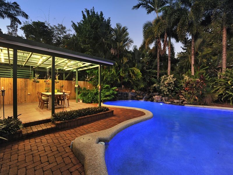100 Collins Avenue, Edge Hill QLD 4870