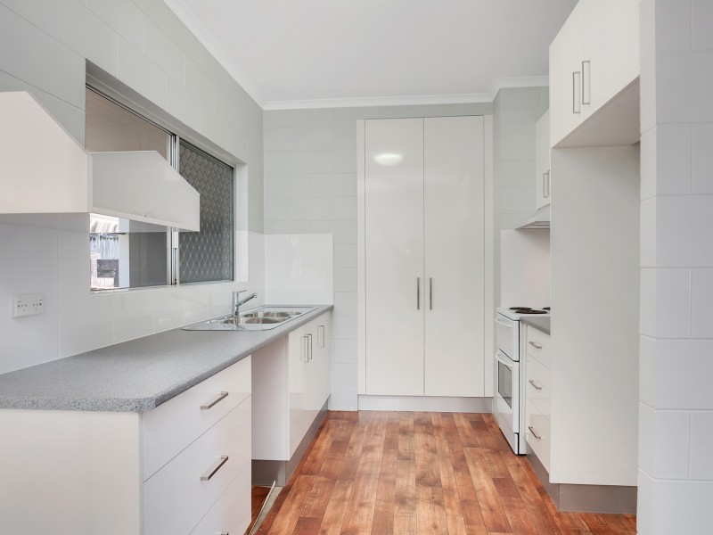 8 Goldwyn Close, White Rock QLD 4868