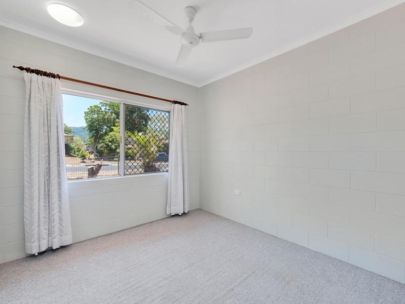 8 Goldwyn Close, White Rock QLD 4868