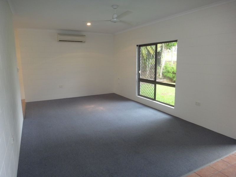 14 Henderson Close, Kanimbla QLD 4870