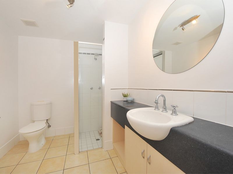 4/6 Short Street, Redlynch QLD 4870