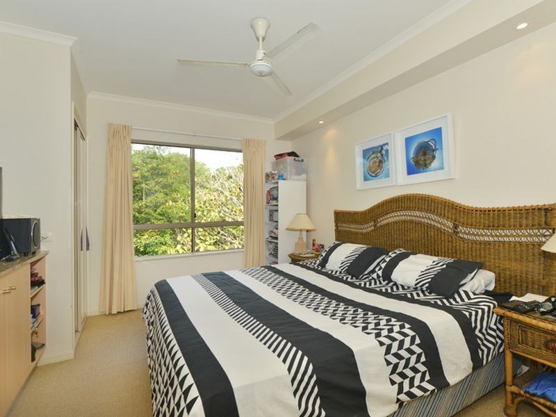 1125/2 Greenslopes Street, Cairns North QLD 4870