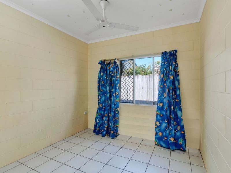 152 Robert Road, Bentley Park QLD 4869