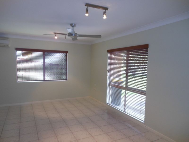 6 Trucano Close, Whitfield QLD 4870