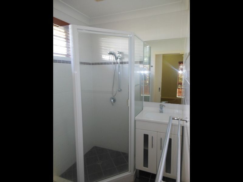 6 Trucano Close, Whitfield QLD 4870