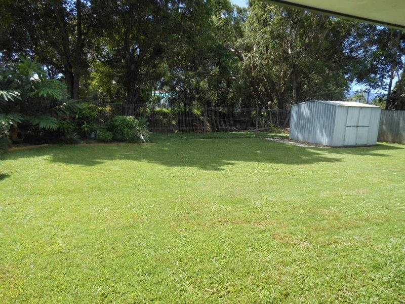 6 Trucano Close, Whitfield QLD 4870