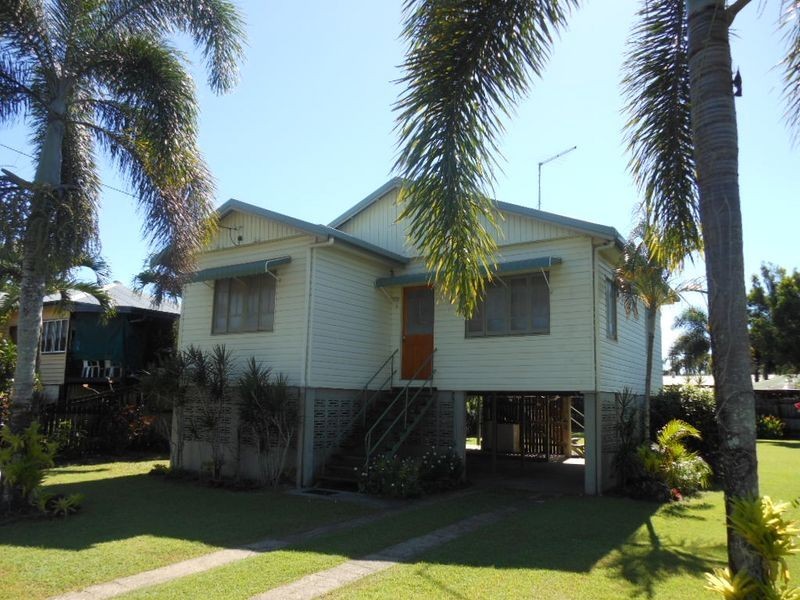 40 Jones Street, Westcourt QLD 4870