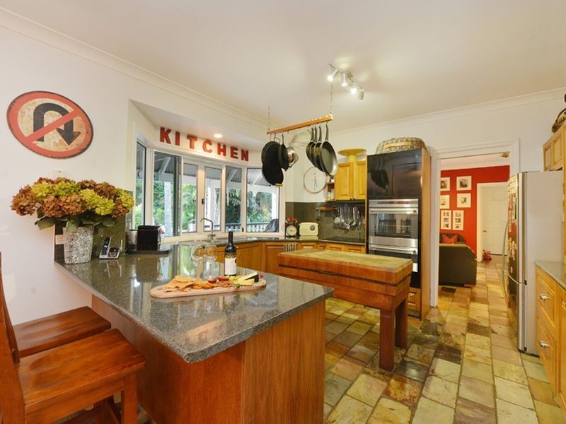103-105 Arthur Lyons Drive, Redlynch QLD 4870