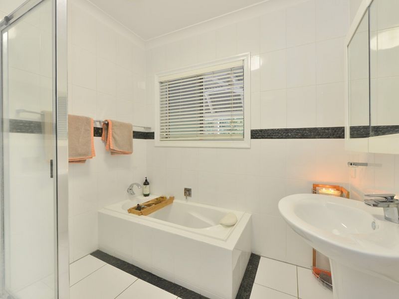 103-105 Arthur Lyons Drive, Redlynch QLD 4870