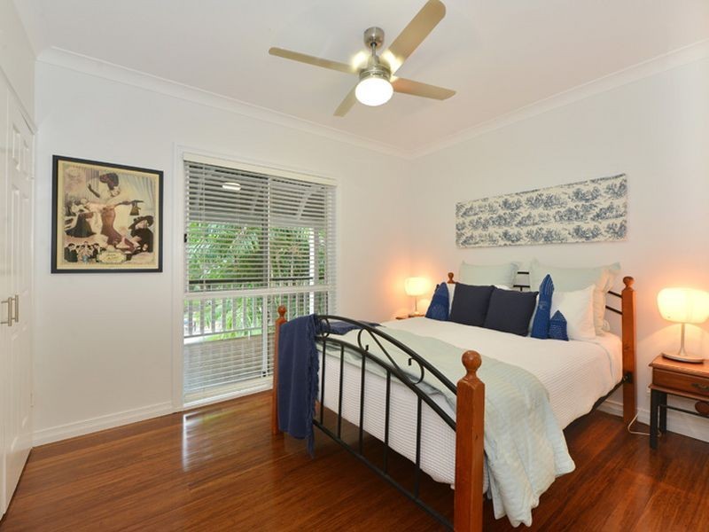 103-105 Arthur Lyons Drive, Redlynch QLD 4870