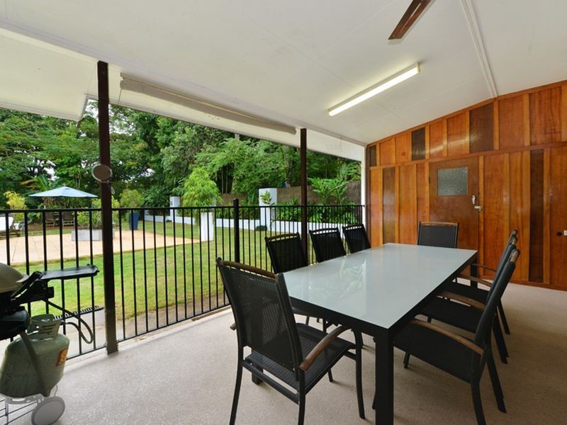 153 Jensen Street, Whitfield QLD 4870