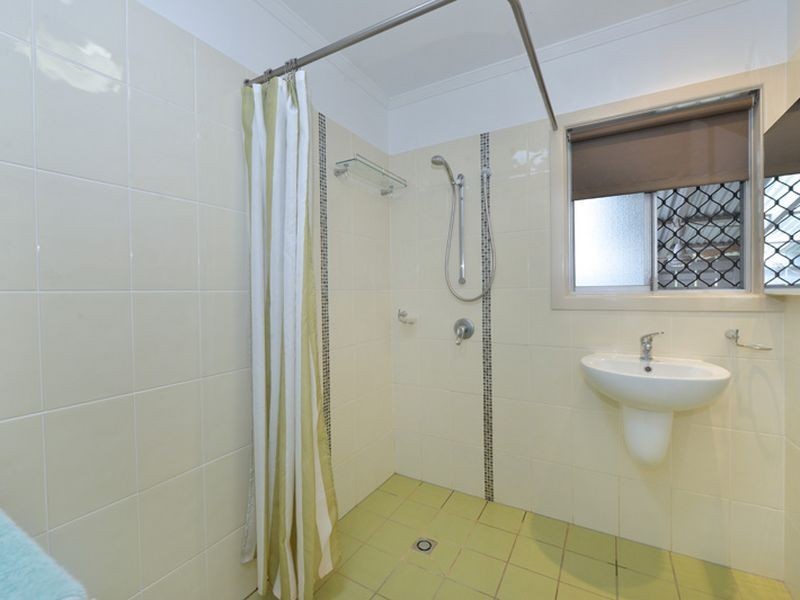 153 Jensen Street, Whitfield QLD 4870