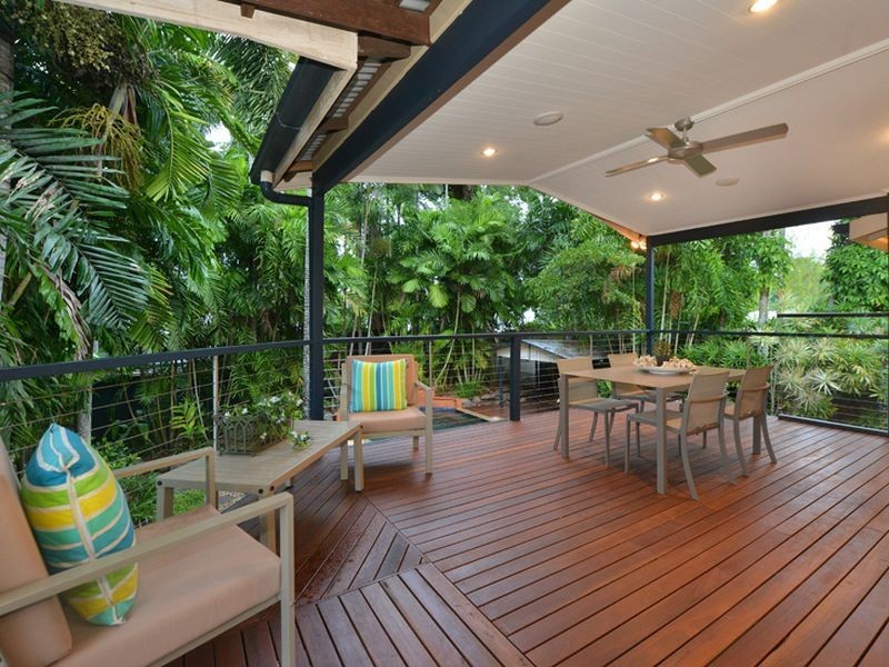 27 Hall Street, Edge Hill QLD 4870