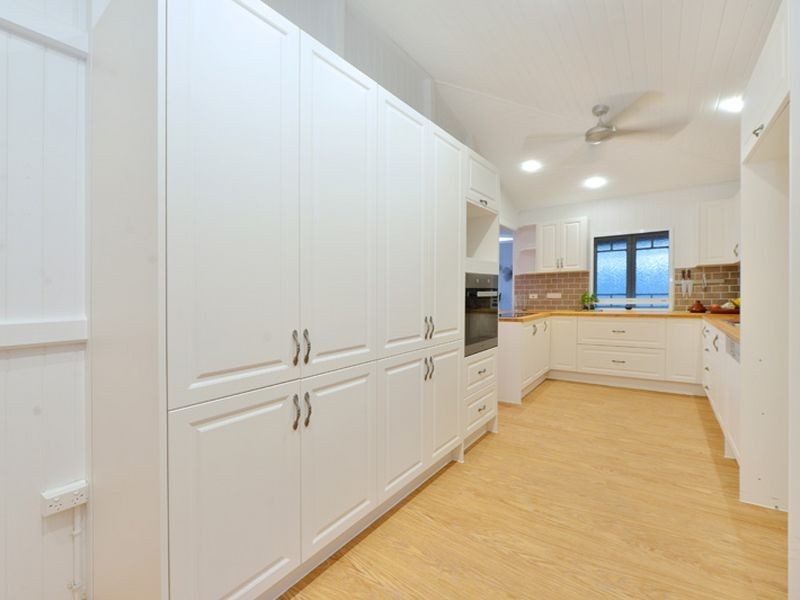 27 Hall Street, Edge Hill QLD 4870