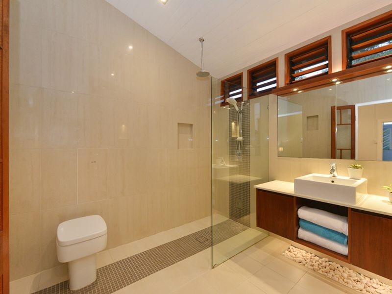 27 Hall Street, Edge Hill QLD 4870