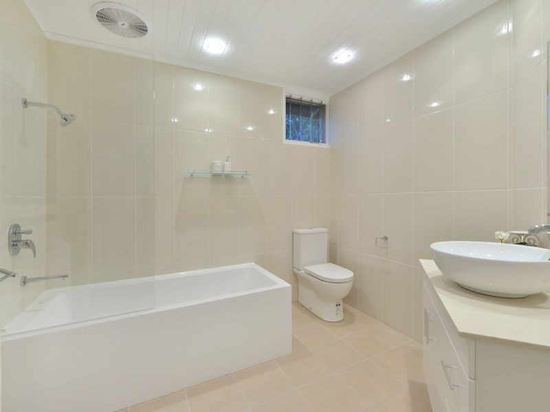 27 Hall Street, Edge Hill QLD 4870