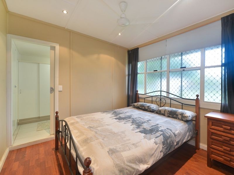 2/40 Sperring Street, Manunda QLD 4870