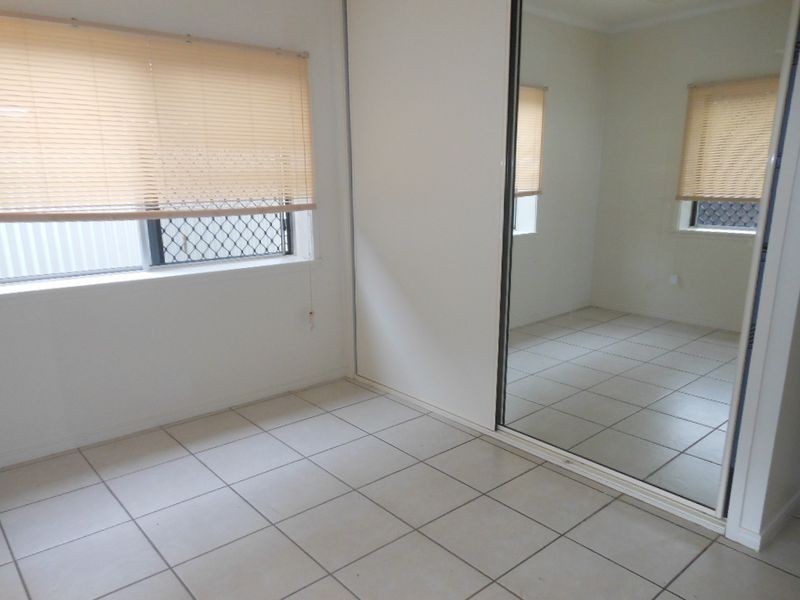 1/306 Pease Street, Edge Hill QLD 4870