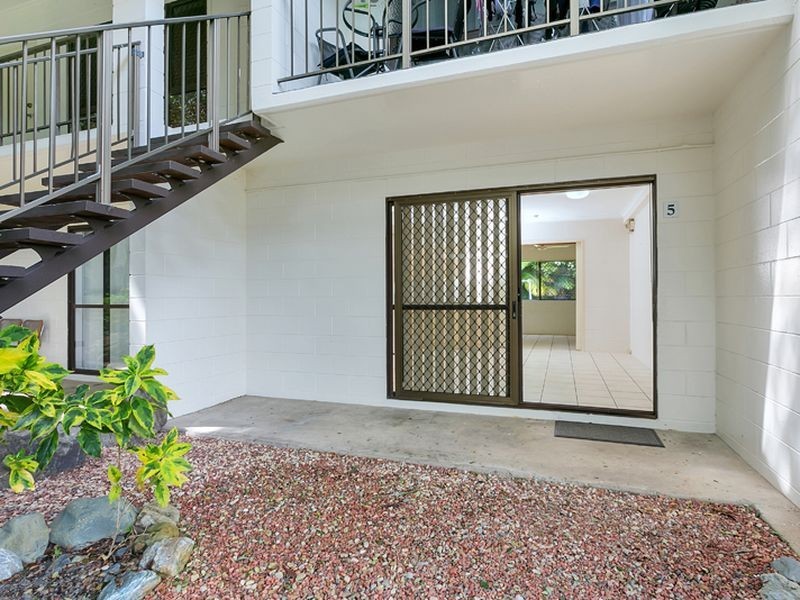 5/4 Mcpherson Close, Edge Hill QLD 4870