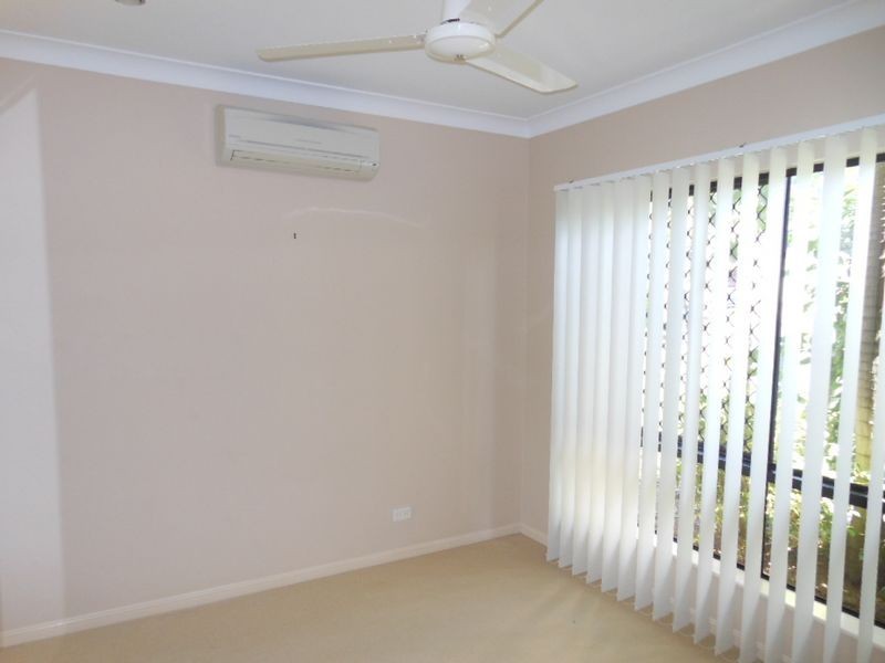 53 Chesterfield Close, Brinsmead QLD 4870