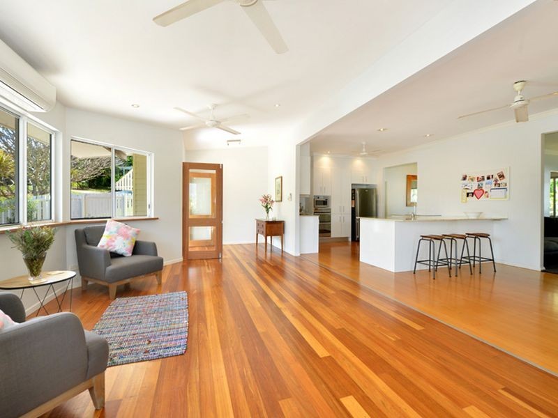 9 Old Smithfield, Freshwater QLD 4870