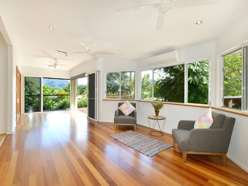 9 Old Smithfield, Freshwater QLD 4870