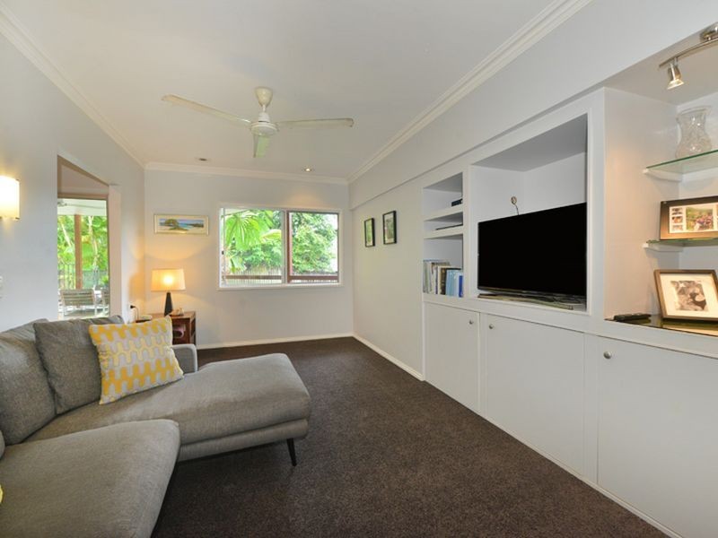9 Old Smithfield, Freshwater QLD 4870