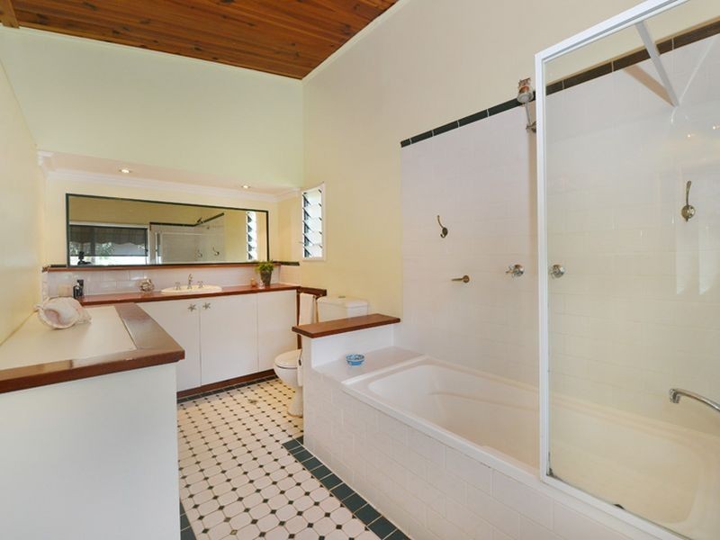 9 Old Smithfield, Freshwater QLD 4870