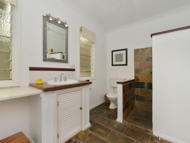9 Old Smithfield, Freshwater QLD 4870