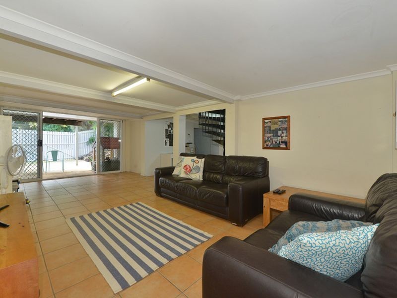 9 Old Smithfield, Freshwater QLD 4870