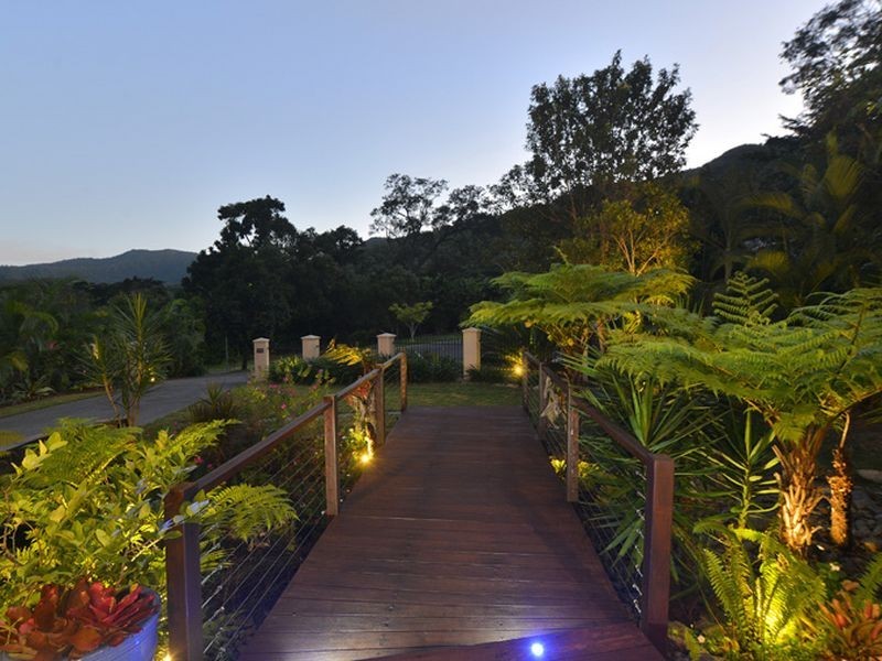 38 Thrush Terrace, Clifton Beach QLD 4879