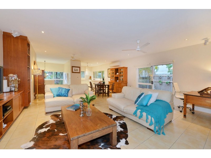 38 Latreille Terrace, Brinsmead QLD 4870