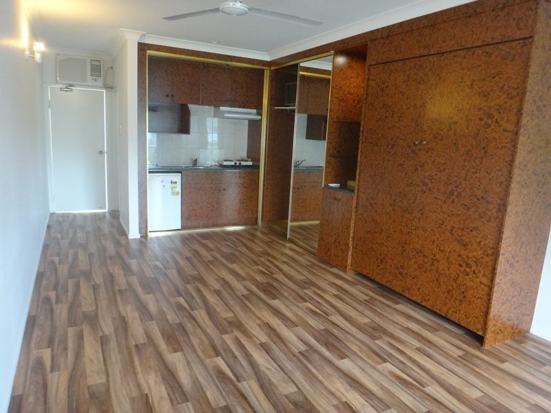 6/6 Springfield Crescent, Manoora QLD 4870