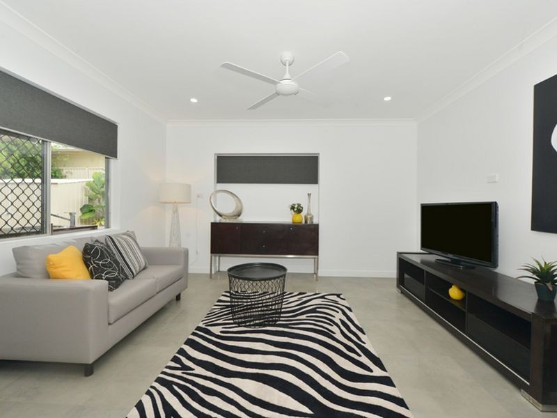 11 Ponticello Street, Whitfield QLD 4870