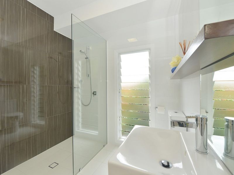 11 Ponticello Street, Whitfield QLD 4870