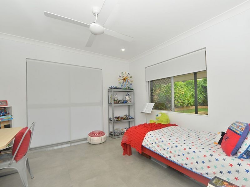 11 Ponticello Street, Whitfield QLD 4870