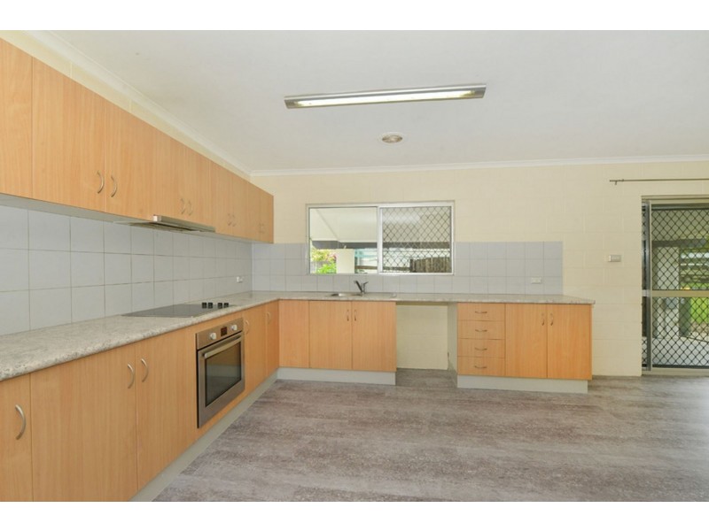 20 Conlan Close, Manoora QLD 4870