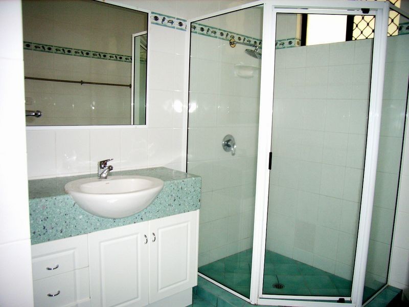 13 Angela Street, Woree QLD 4868