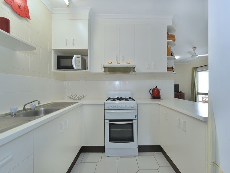 4 Idaho Close, White Rock QLD 4868